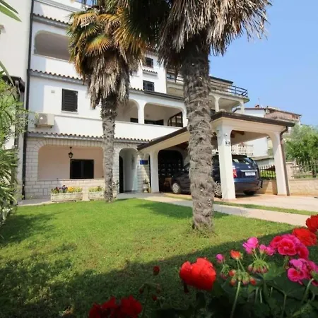 Vista 3 In Mit Meerblick By Interhome Apartment Porec